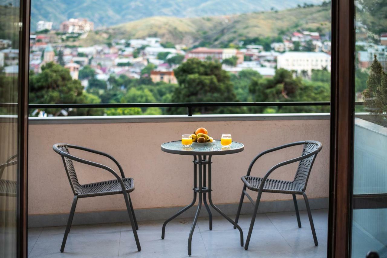 Tonusi Luxe Hotel In The Historic City Center Tbilisi Luaran gambar