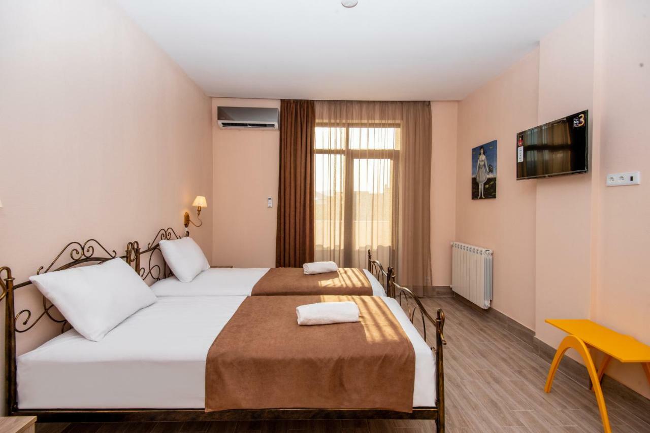 Tonusi Luxe Hotel In The Historic City Center Tbilisi Luaran gambar